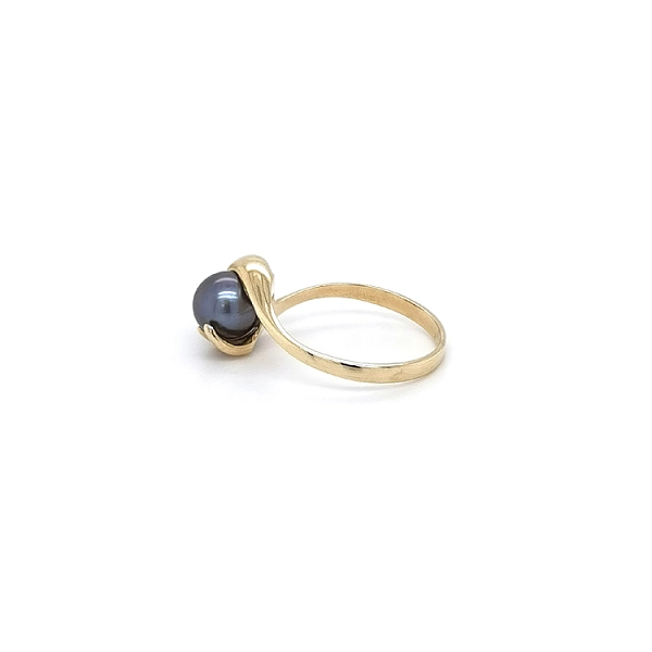 Gold Ring Black Pearl