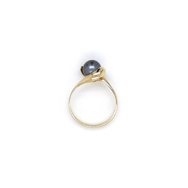 Gold Ring Black Pearl