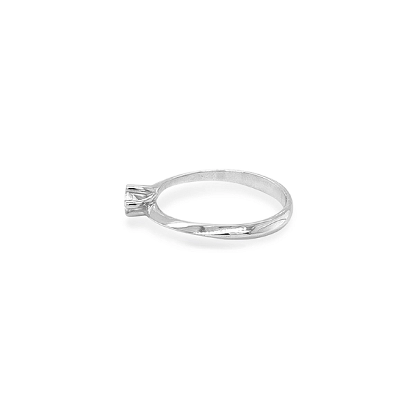 Gold Engagement Ring with Zircones