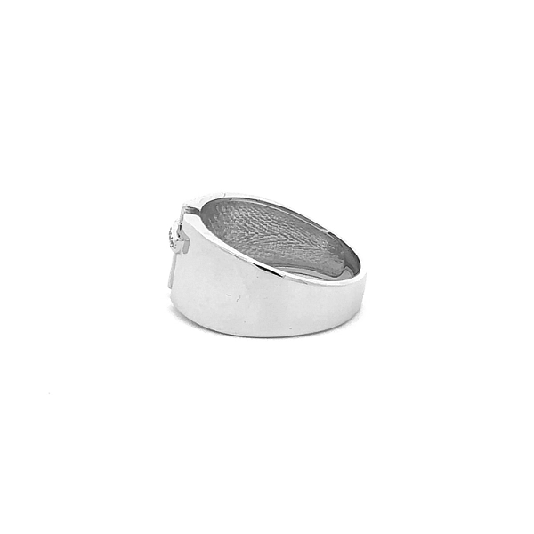 White Gold Ring with Zircons