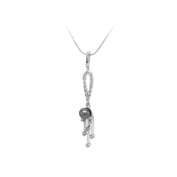 Pendant with Pearl and White Gold Zircons