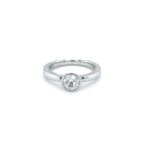 Gold Engagement Ring with Diamond