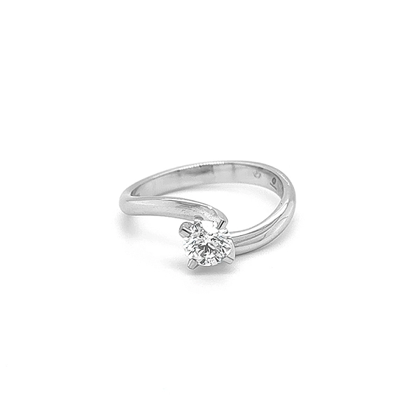 Gold Engagement Ring with Diamond