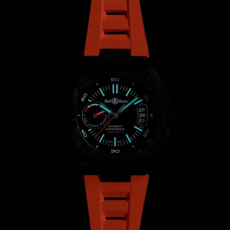 BR-X5-Carbon_Orange-Steel-Produit-Ecrin_Fermé-6_v2_v2_v2.jpg