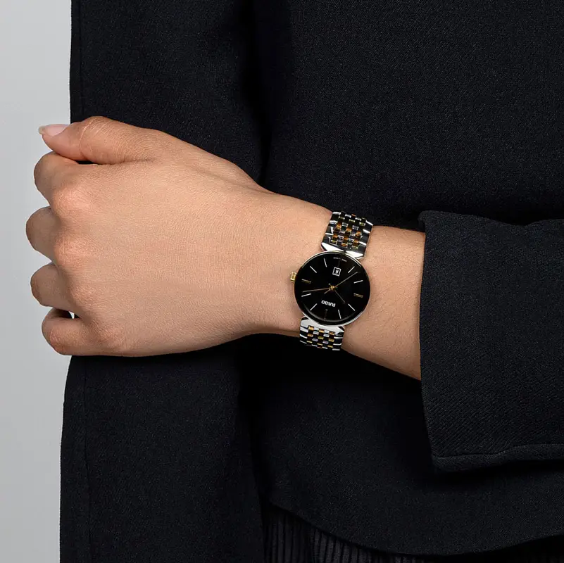 R48913153_wrist_w_b.jpg