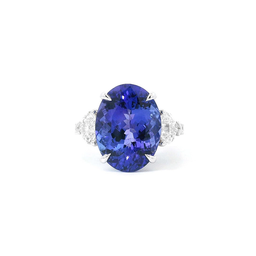 White Gold Ring with Tanzanite and Diamonds in Heart Shape
