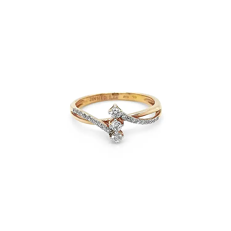 Zlatý Prsten s Diamanty