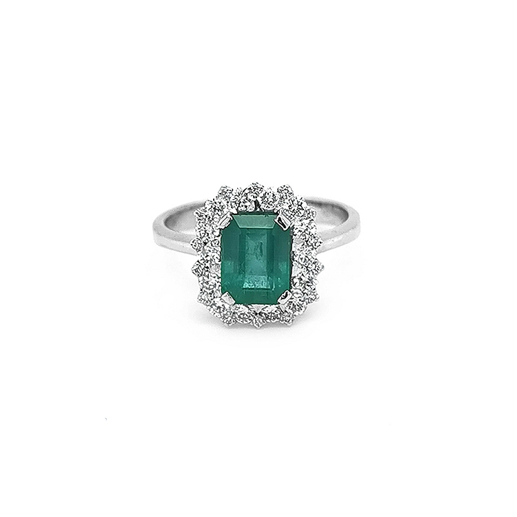 Gold Ring with Emerald and Diamonds