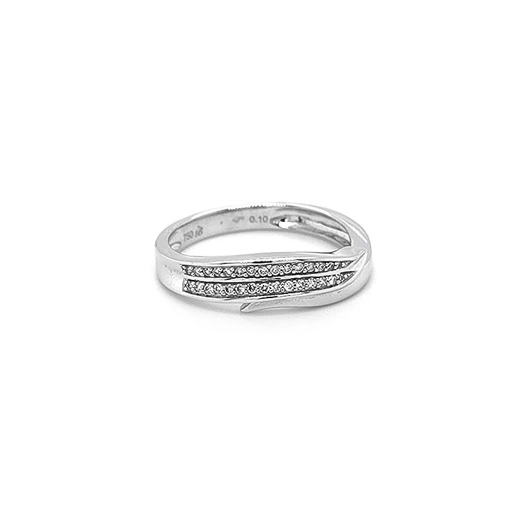 Gold Ring with Diamonds