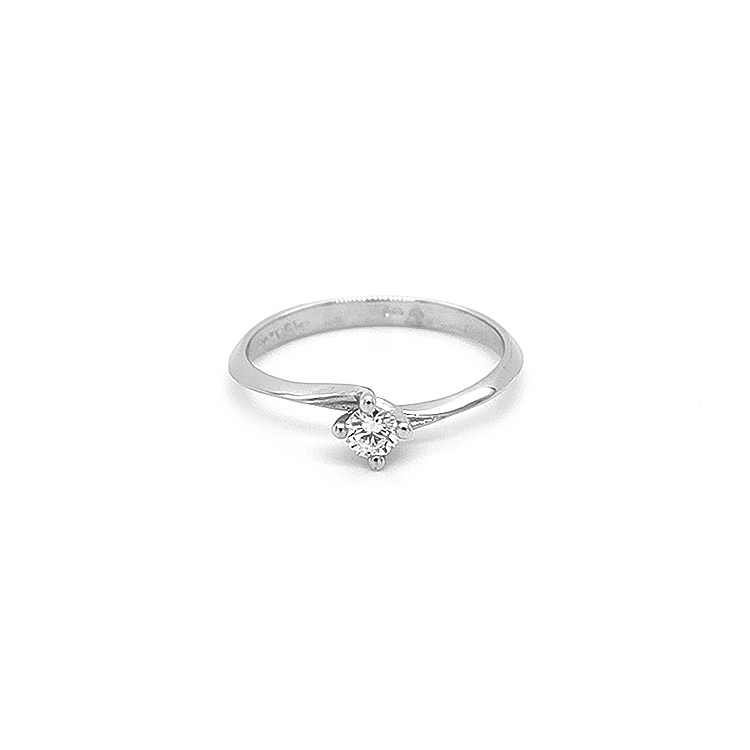 Gold Engagement Ring with Diamond