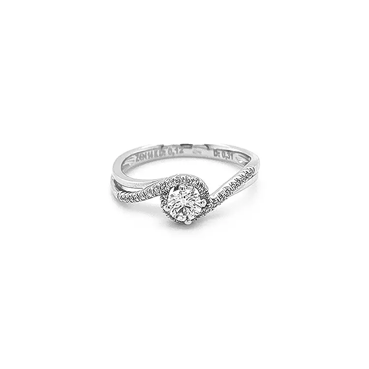 Zlatý Zásnubní Prsten s Diamanty