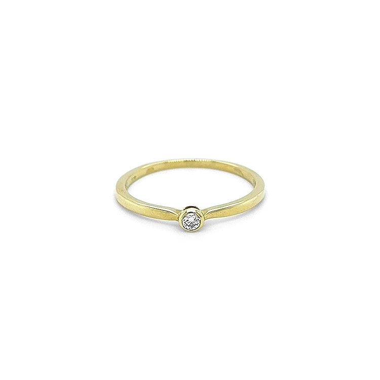 Gold Engagement Ring with Diamond