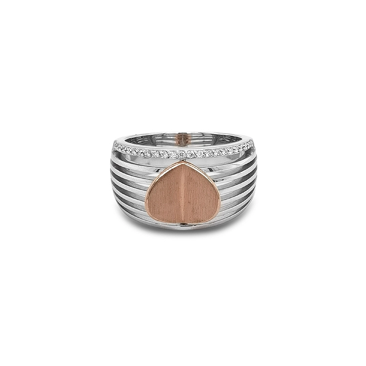 Gold Ring with Diamonds