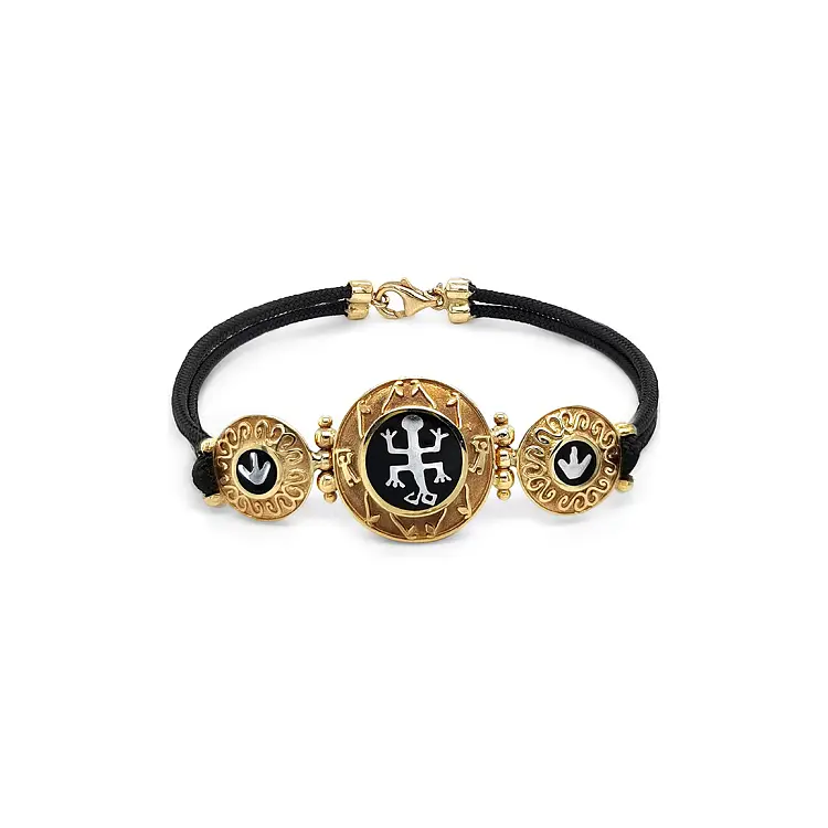 Zlatý Náramek na Šňůrce