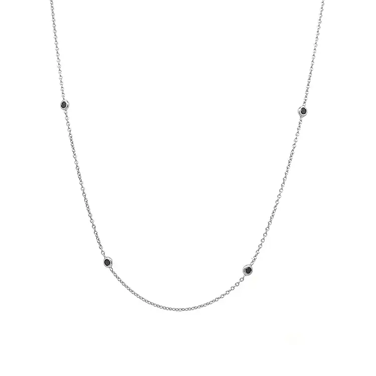 Zlatý Řetízek s Černymi Kameny