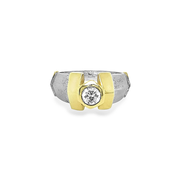 Gold Ring with Zircon