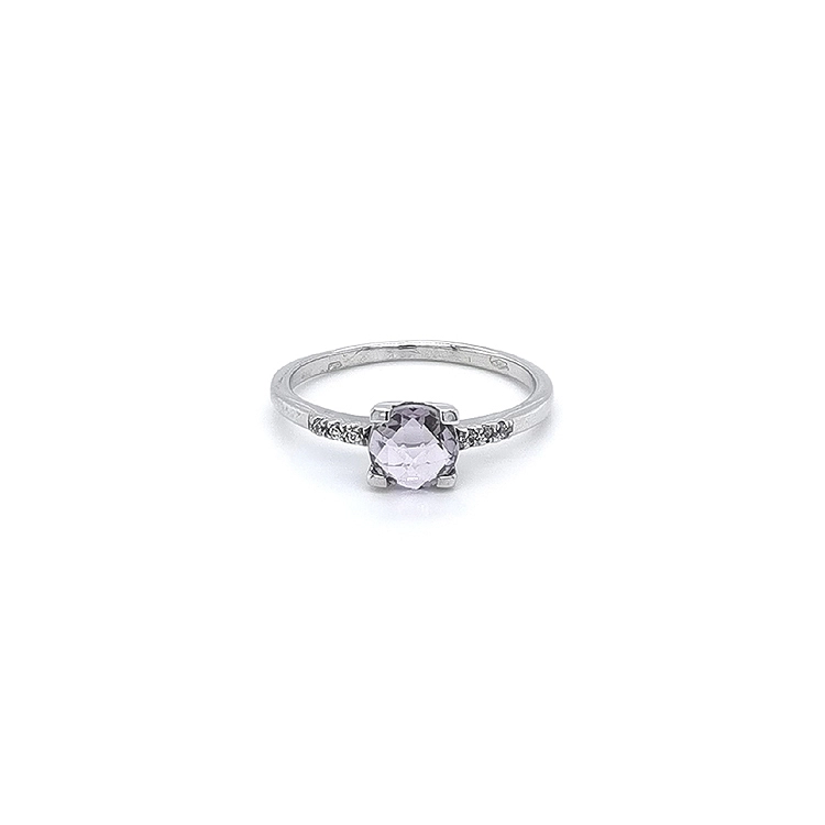 Ring with White Gold Amethyst