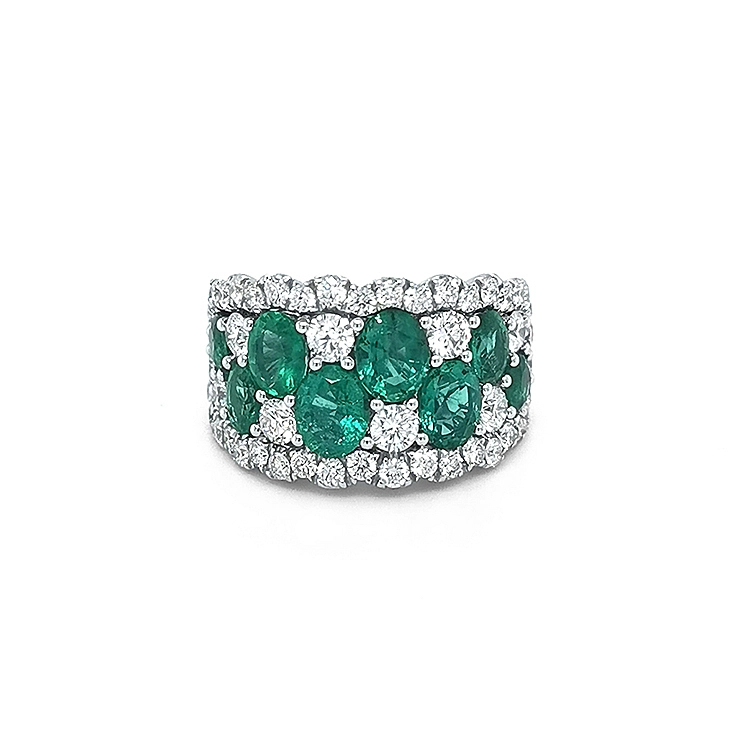 Golden Presen Crivelli with Emerald and Diamonds