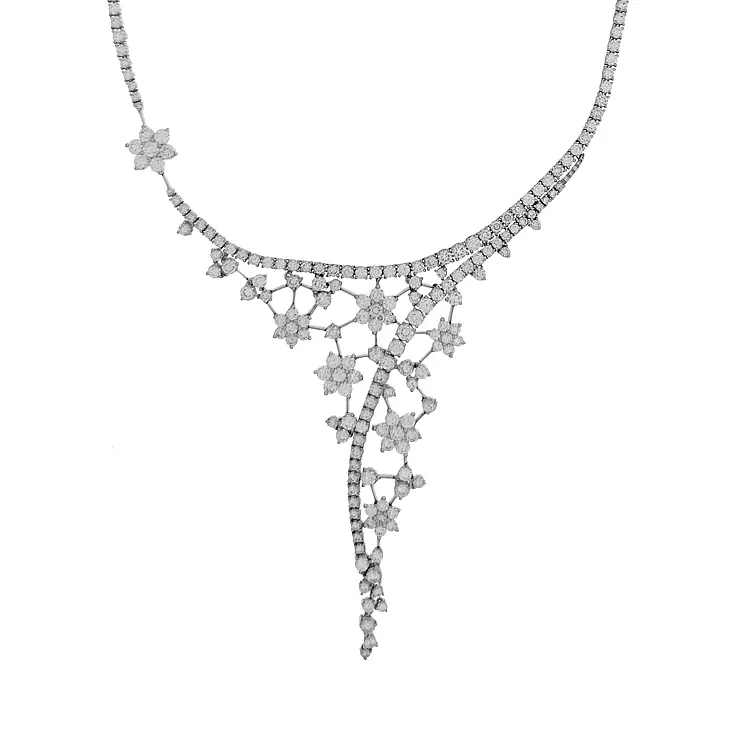 Zlatý Náhrdelník s Diamanty