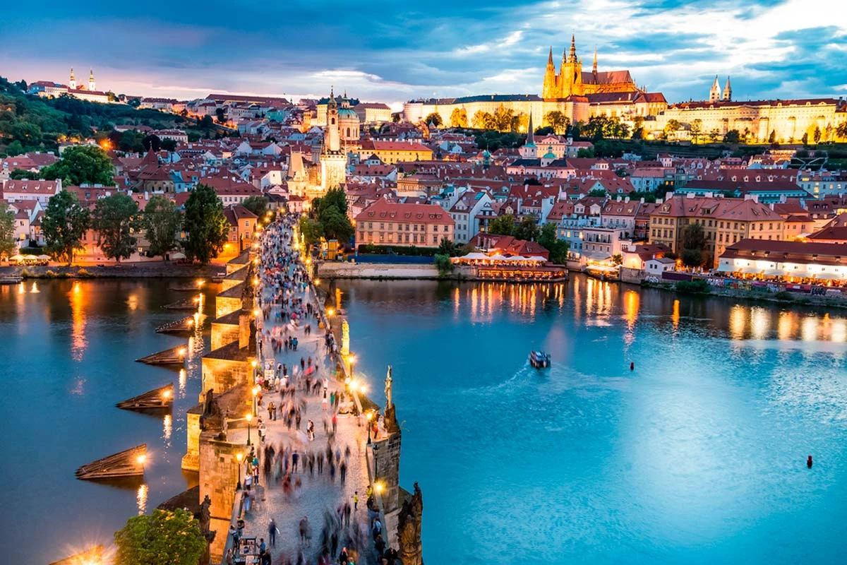 Konec jedné etapy: Uzavření poboček v Jindřišské a na Miladě Horákové