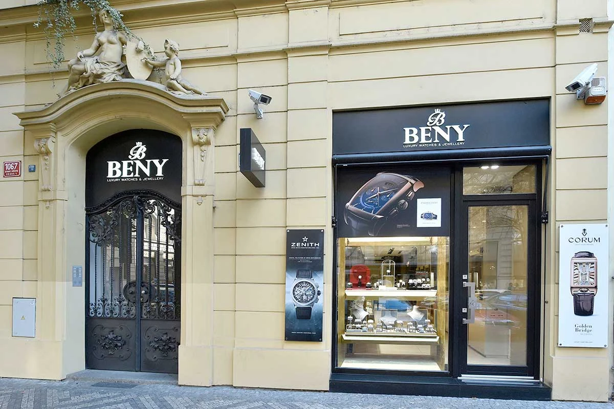 Vstup mezi elitu: Otevření butiku v Pařížské ulici