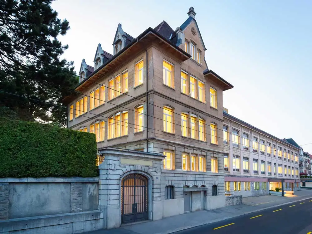 Vintage 1945 XXL Large Date and Moon Phases 25882-11-121-BB6B