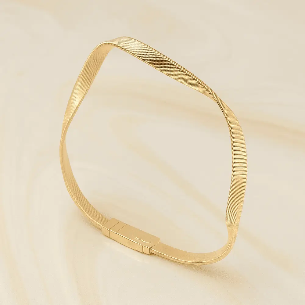 Typy náramků: Který podtrhne váš styl?