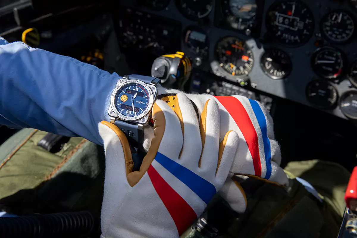 BR 03 Type A Patrouille de France: Letecký akrobat mezi hodinkami Bell & Ross