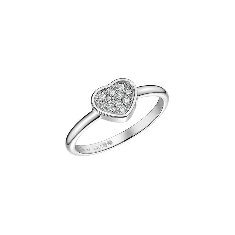 How to choose an engagement ring to say a dream yes